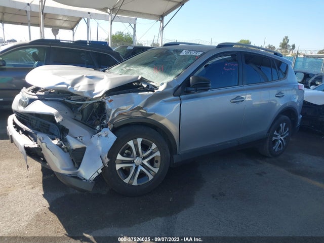 Toyota RAV4 LE 2018 JTMZFREV7JJ176537 Image 14