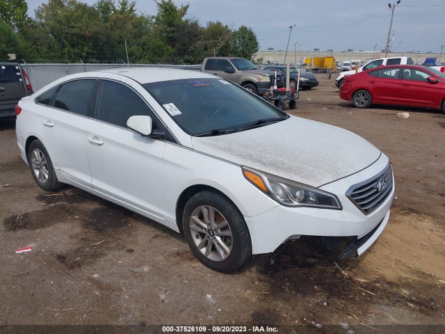 2015 HYUNDAI SONATA 2.4L SE VIN: 5NPE24AF3FH127394