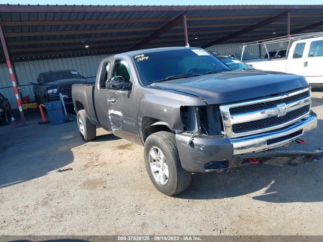 2010 CHEVROLET SILVERADO 1500 LT VIN: 1GCSKSE3XAZ130589