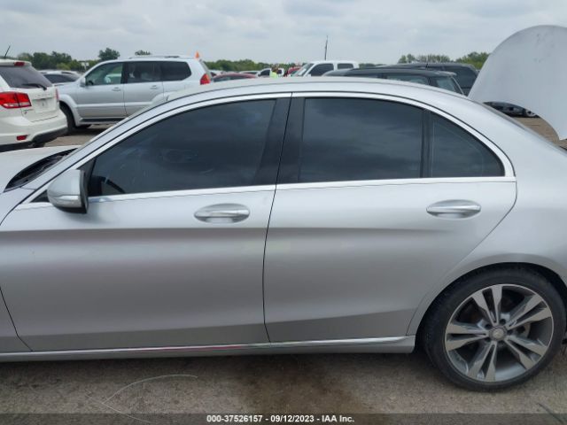 55SWF4JB5FU051597 Mercedes-Benz C-class C 300