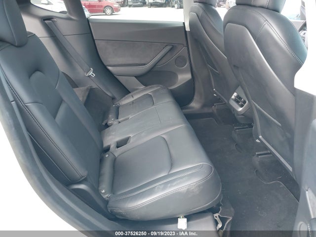 5YJYGDED6MF103593 Tesla Model Y Standard Range