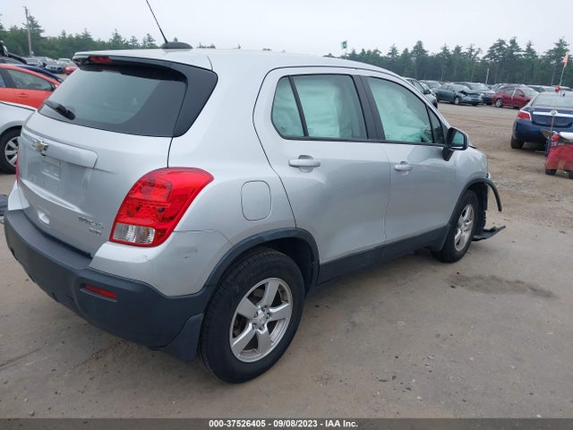 Chevrolet TRAX LS 2016 KL7CJNSB8GB515670 Image 4
