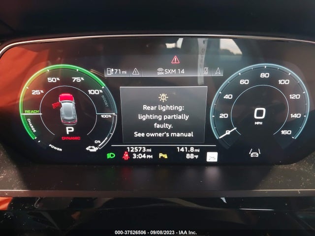 2022 Audi e-tron, VIN: WA1LAAGE0NB011541