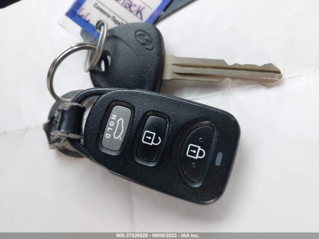 Hyundai ELANTRA SE 2018 5NPD74LF4JH266257 Image 3