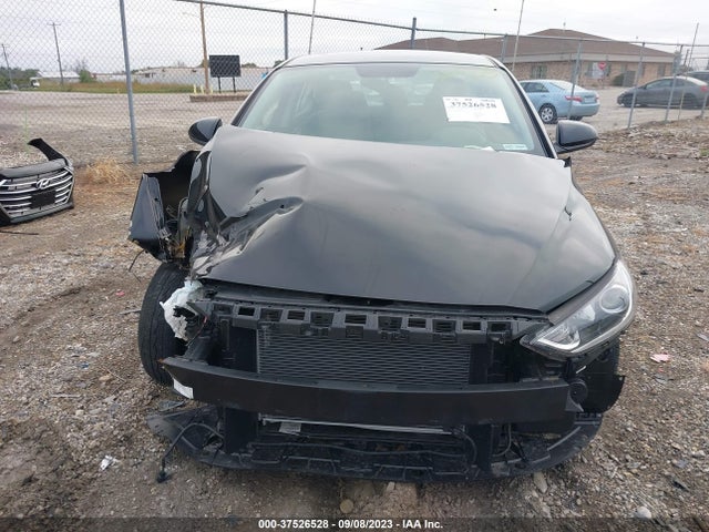 Hyundai ELANTRA SE 2018 5NPD74LF4JH266257 Image 5