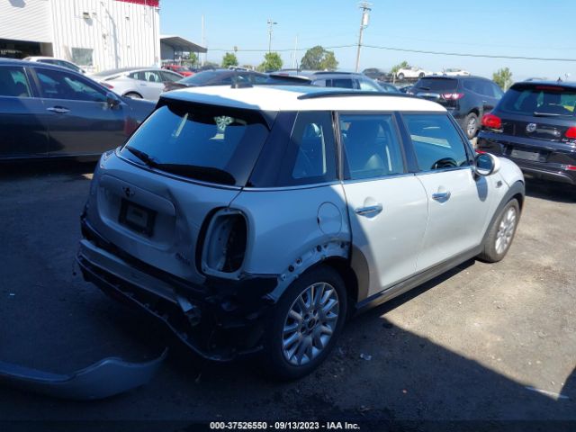 WMWXS5C57FT833747 Mini COOPER HARDTOP 4 DOOR