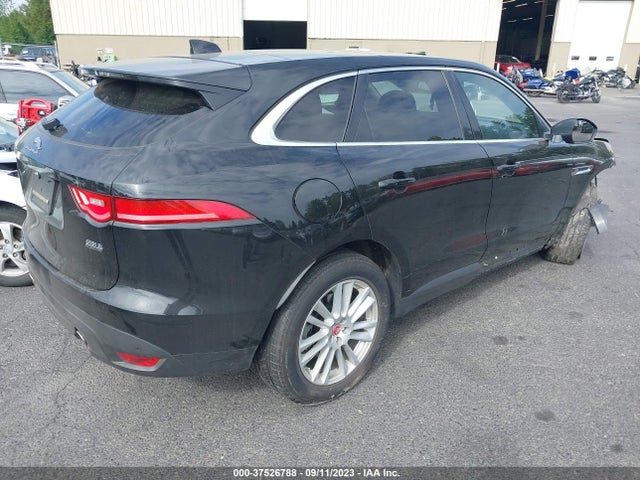 2017 JAGUAR F-PACE SADCK2BV9HA061420 Photo 3