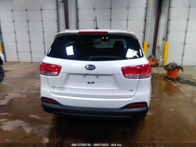 5XYPGDA51GG180489 KIA SORENTO LX