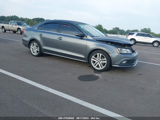 3VWLA7AJ5FM409947 auction archive image