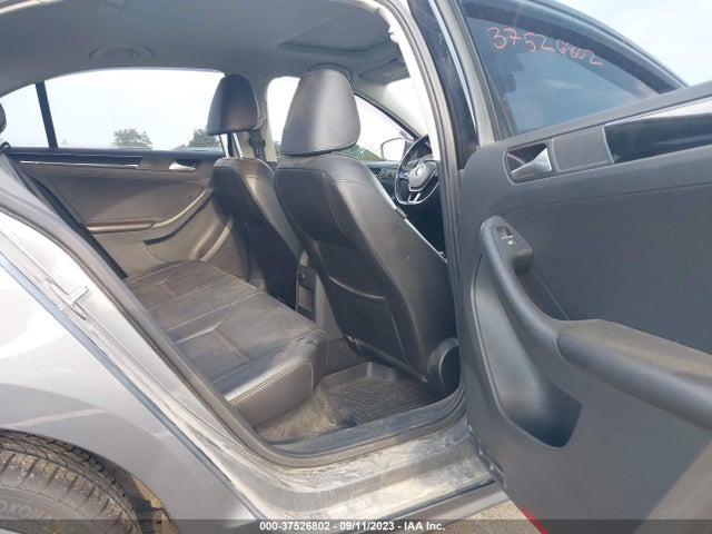 3VWLA7AJ5FM409947 Volkswagen Jetta Sedan 2.0l Tdi Sel