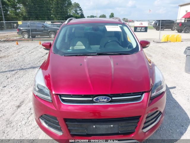 1FMCU9JXXEUC21568 Ford Escape Titanium