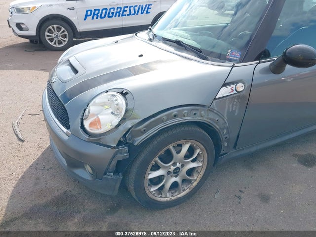 2007 MINI COOPER HARDTOP WMWMF735X7TL88389 Photo 5