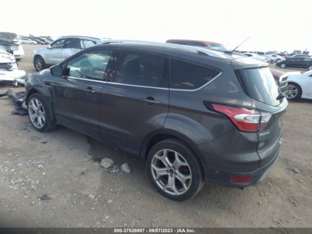 1FMCU0J98HUE72204 Ford Escape Titanium