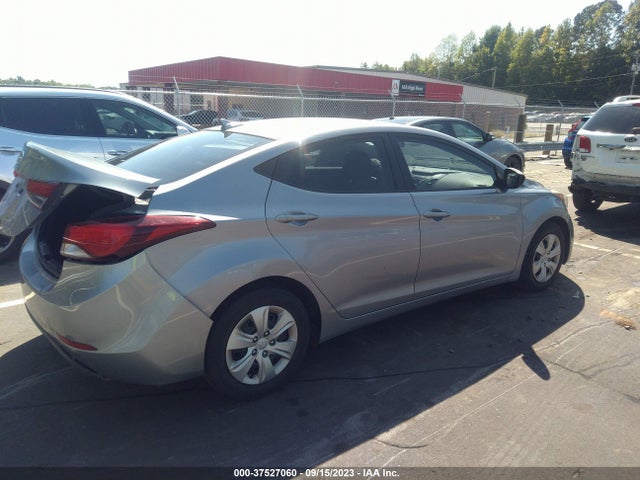 Hyundai ELANTRA SE 2016 5NPDH4AE2GH710686 Image 4