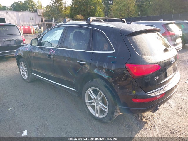 Audi Q5 2.0t Premium 2017 WA1L2AFP2HA082864 Image 3