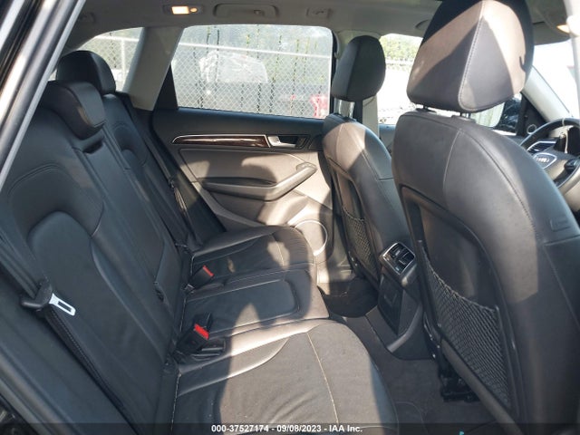 Audi Q5 2.0t Premium 2017 WA1L2AFP2HA082864 Image 8