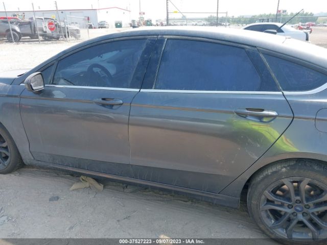 3FA6P0H74JR167024 Ford FUSION SE
