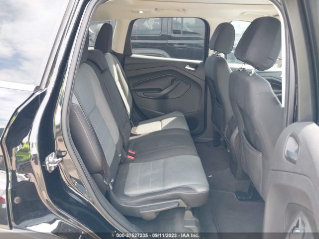1FMCU0G95GUC45302 Ford ESCAPE SE