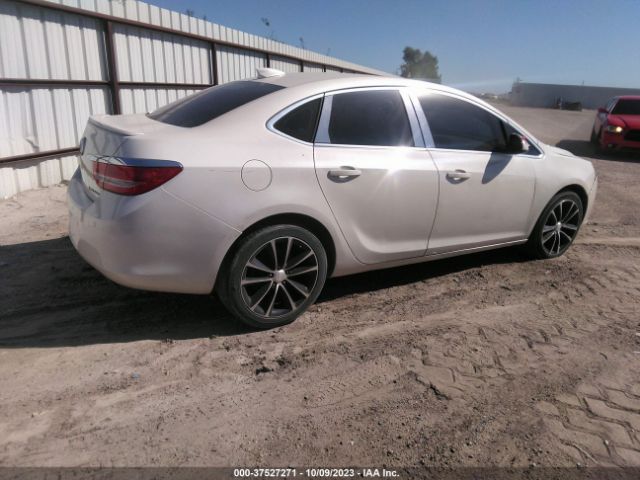 1G4PW5SKXG4154982 Buick Verano Sport Touring