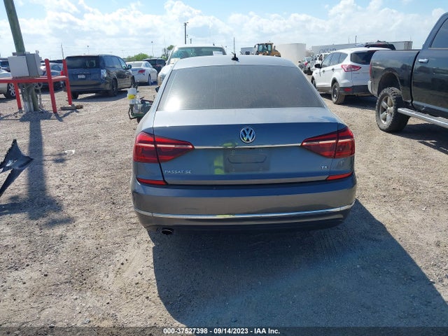 1VWBT7A32HC057924 Volkswagen Passat 1.8t Se