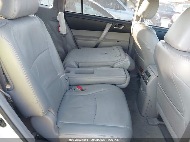 2010 TOYOTA HIGHLANDER SE VIN: 5TDJK3EHXAS024707
