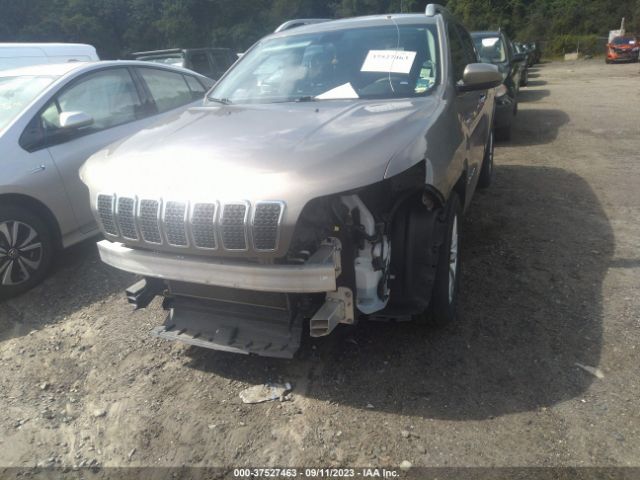 1C4PJLCB0KD247900 Jeep Cherokee Latitude