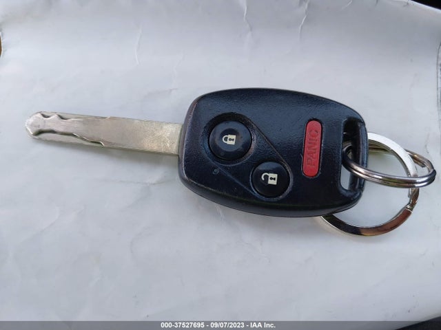 2010 HONDA FIT SPORT VIN: JHMGE8H4XAC019563