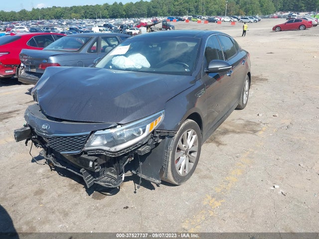 KIA Optima S 2018 5XXGT4L33JG241621 Image 2