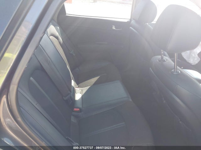 KIA Optima S 2018 5XXGT4L33JG241621 Image 8