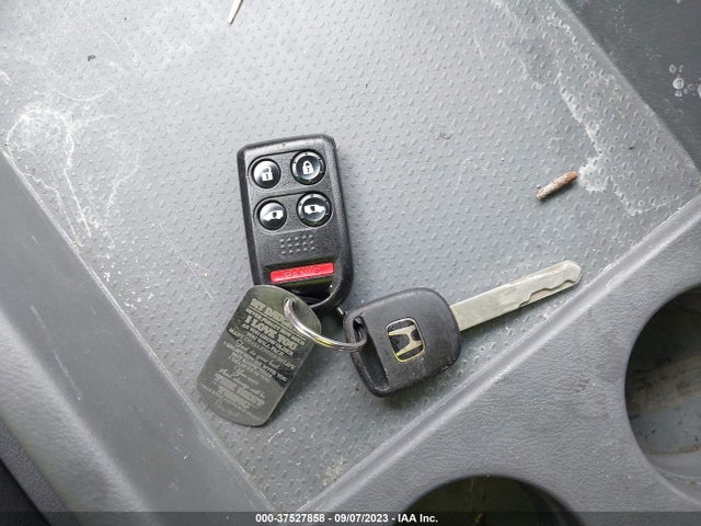 2005 HONDA ODYSSEY EX-L VIN: 5FNRL38705B044073