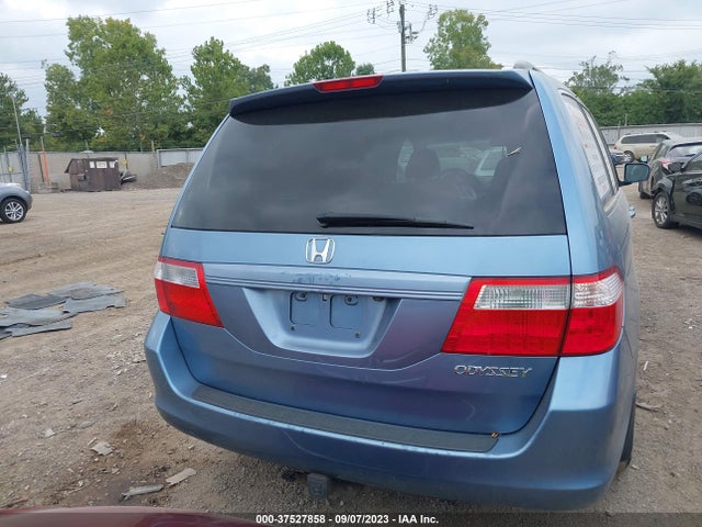 2005 HONDA ODYSSEY EX-L VIN: 5FNRL38705B044073