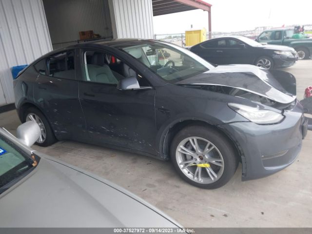 7SAYGDEE0PA087744 Tesla Model Y Long Range