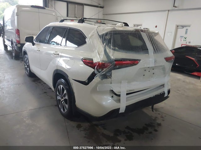 Toyota Highlander Xle 2021 5TDGZRAH8MS532709 Image 3