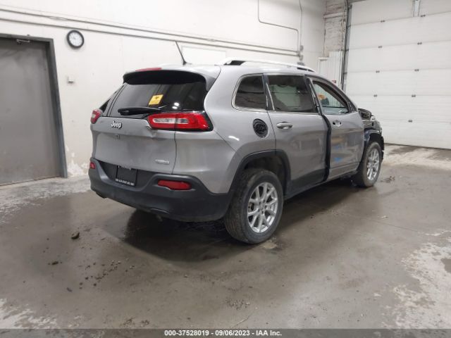 1C4PJLCB5JD573447 Jeep Cherokee Latitude
