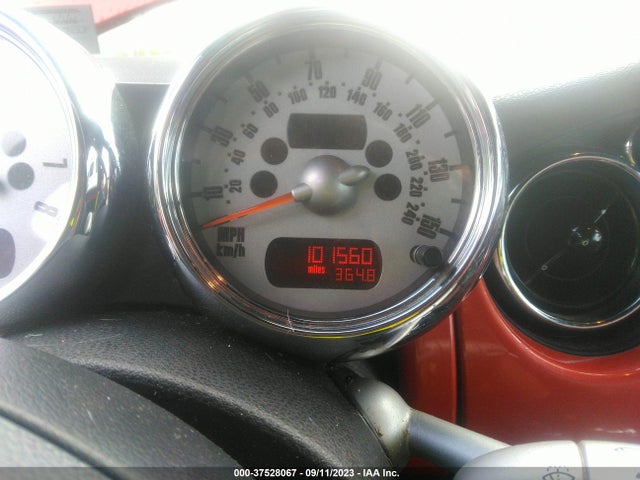 2005 MINI COOPER CONVERTIBLE VIN: WMWRF33455TF60575