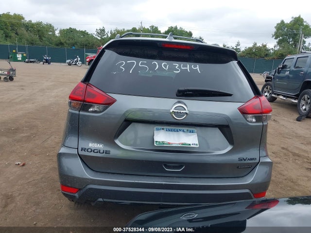Nissan ROGUE SV 2018 5N1AT2MV8JC751906 Image 16