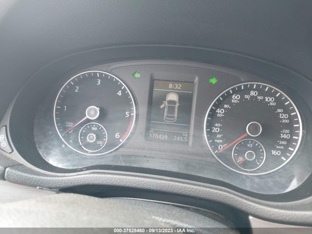 1VWBV7A37FC091459 Volkswagen Passat 2.0l Tdi Se W/sunroof