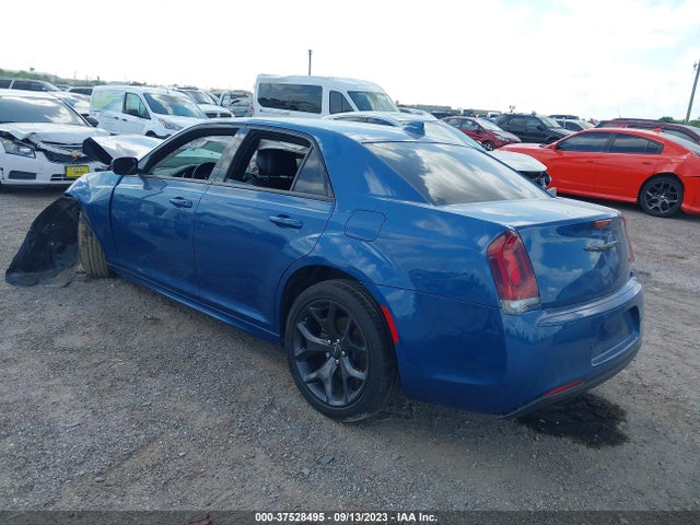 2C3CCAAG8MH661710 Chrysler 300 Touring L