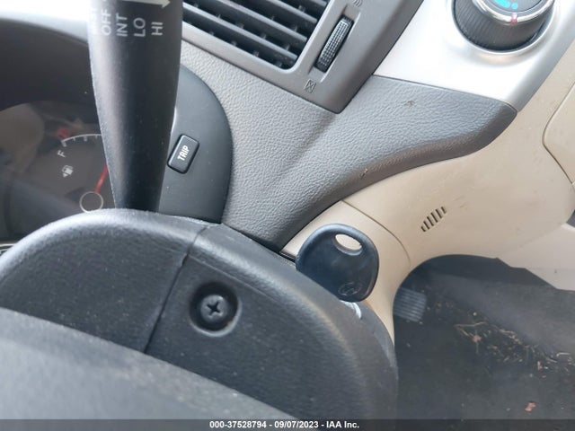 2010 HYUNDAI ELANTRA GLS VIN: KMHDU4AD2AU929157