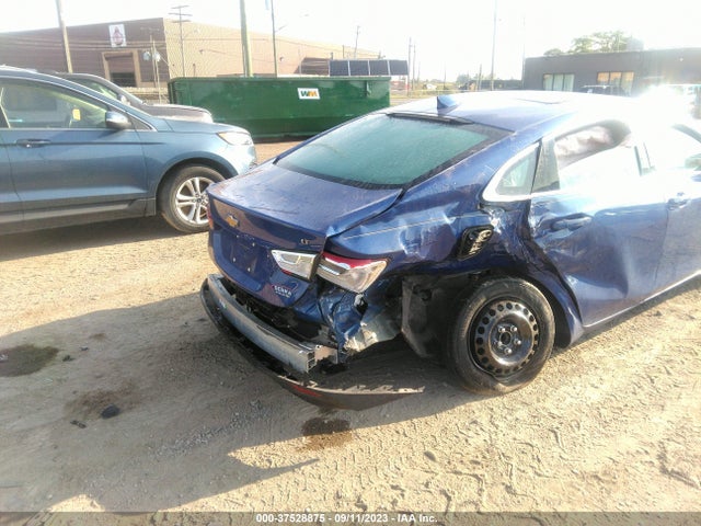 Chevrolet MALIBU LT 2023 1G1ZD5ST3PF128846 Image 4