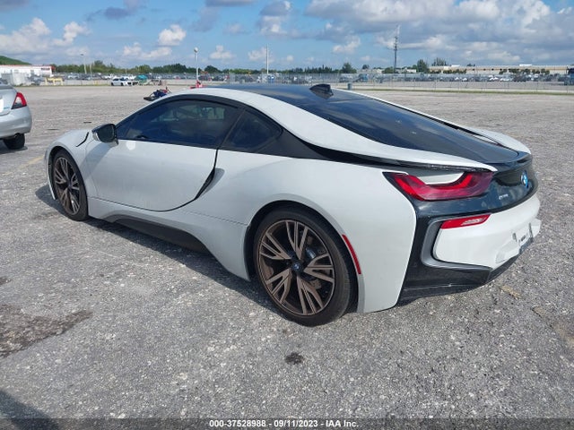 2017 BMW i8, VIN: WBY2Z2C34HV676769
