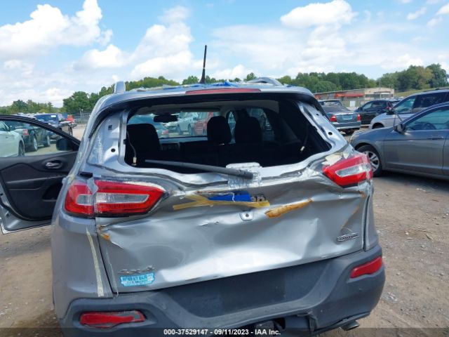 1C4PJMCS2EW294621 Jeep Cherokee Latitude