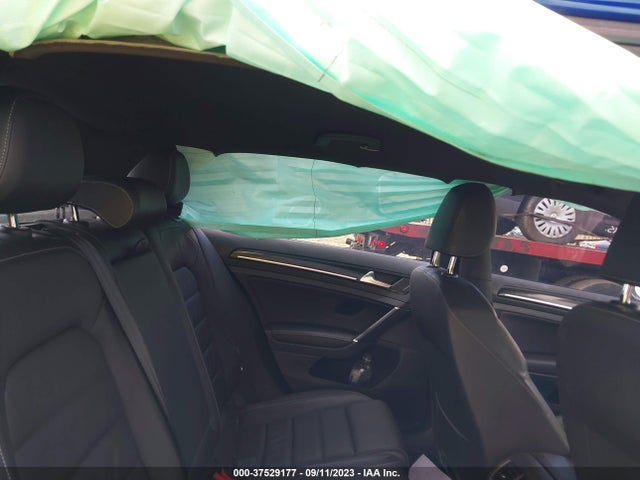 WVWLF7AU0GW001940 Volkswagen Golf R