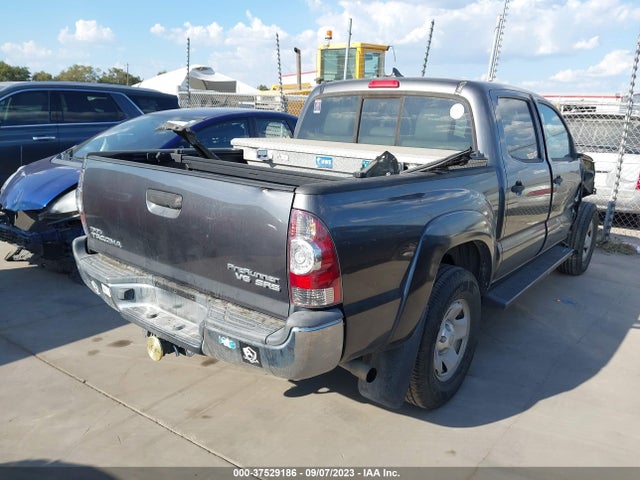 Toyota Tacoma Prerunner 2014 5TFJU4GNXEX061064 Image 4