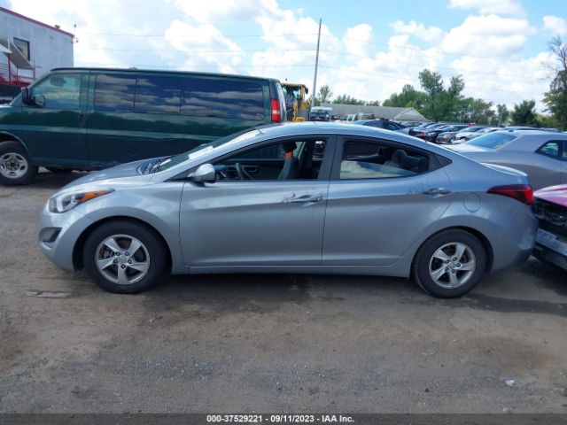 5NPDH4AE6FH610198 Hyundai ELANTRA SE