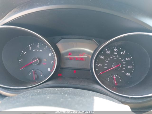 KNDMB5C13G6092211 KIA SEDONA LX