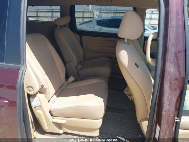 KNDMB5C13G6092211 KIA SEDONA LX
