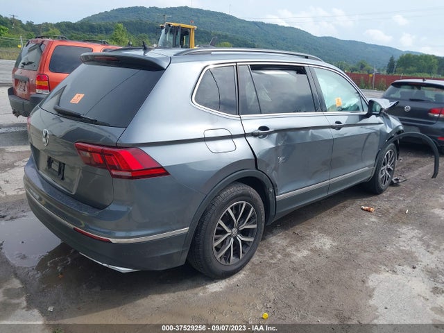 3VV3B7AX4MM006898 Volkswagen Tiguan Se/se R-line Black/sel