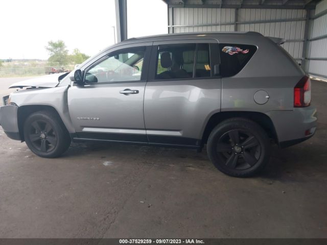 1C4NJDEB6GD758299 Jeep Compass Latitude