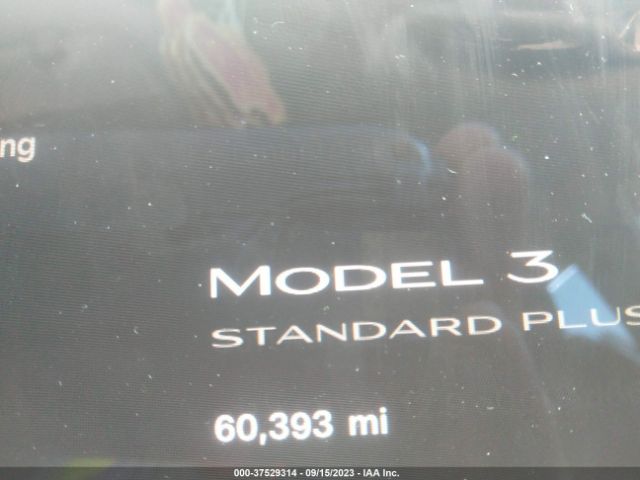 5YJ3E1EA9KF300498 Tesla Model 3 Range
